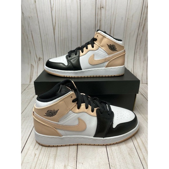 Jordan Other - Nike Air Jordan 1 Mid Crimson Tint Mens Size 11 Arctic Orange Black 554724 133